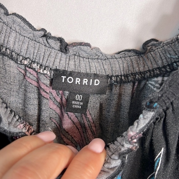 Torrid Midi Challis Puff Sleeve Dress size 00x - Picture 6 of 10